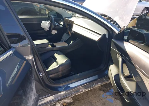 2020 Tesla Model 3 Standard Range Plus Rear-Wheel Drive/Standard Range Rear-Wheel Drive from USA, damaged, VIN 5YJ3E1EA4LF704942